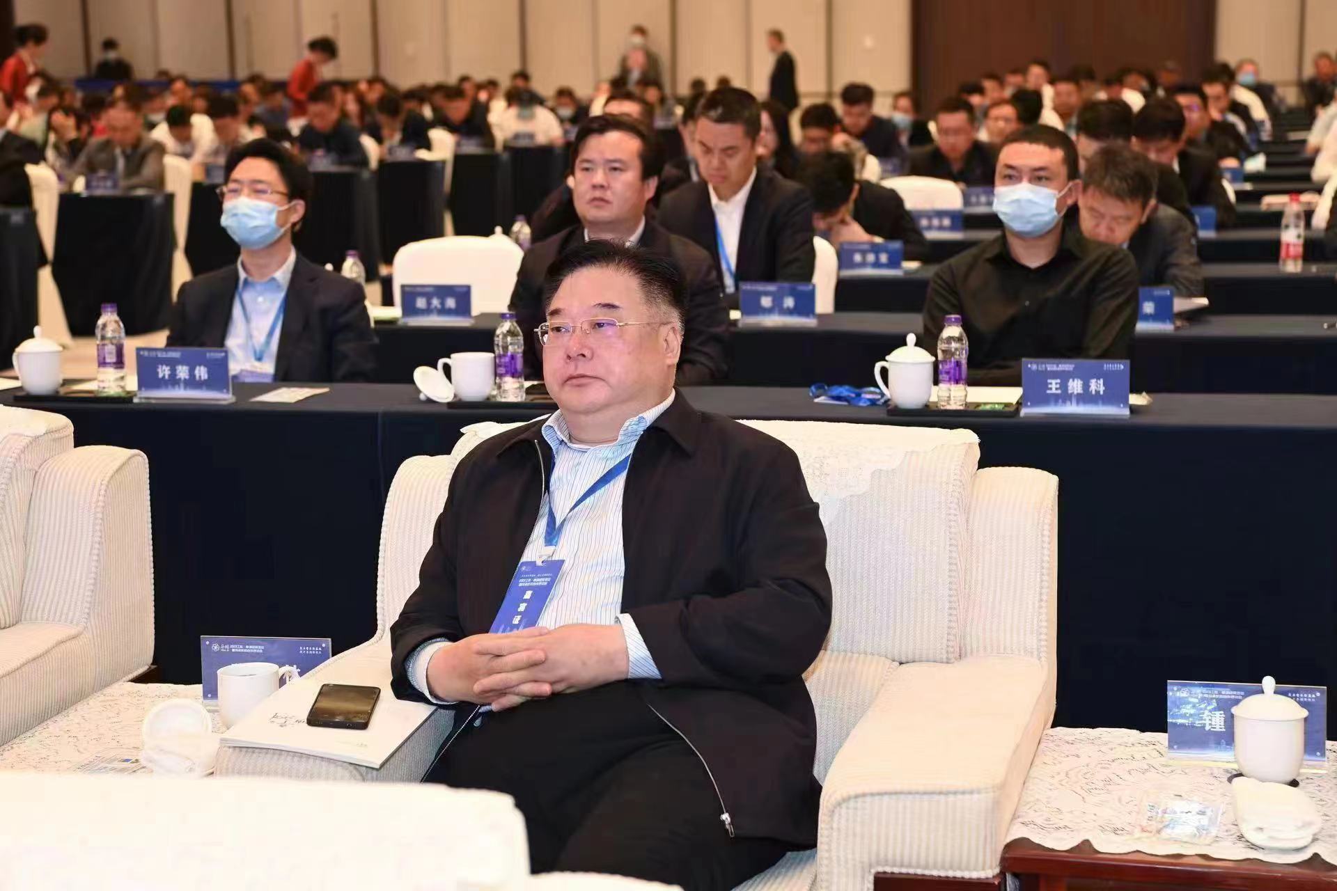 2023年江蘇·亭湖經(jīng)貿(mào)洽談暨投資機(jī)構(gòu)合作懇談會(huì).jpg